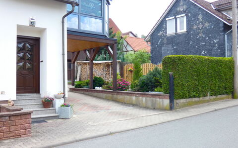 Petra: Plant, Building, Property, Window, Sky, House, Road Surface, Asphalt, Houseplant, Door
