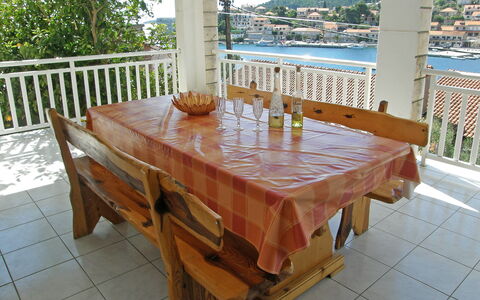 Repak: Water, Property, Table, Furniture, Wood, Interior Design, Outdoor Furniture, Floor, Chair, Wood Stain