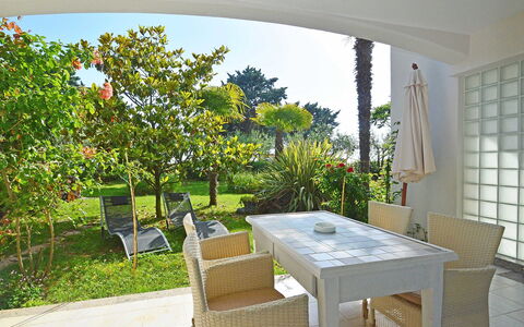 Umag 107: Property, Room, Real Estate, House, Building, Home, Furniture, Interior Design, Architecture, Table