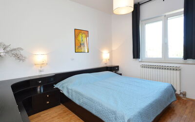 Accommodation:&nbsp;Mira 107.4