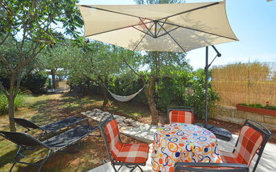 Accommodation:&nbsp;Mira 107.3