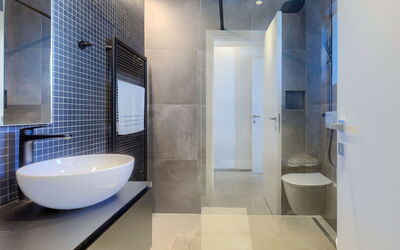 Accommodation:&nbsp;Penthouse Mira 107.5