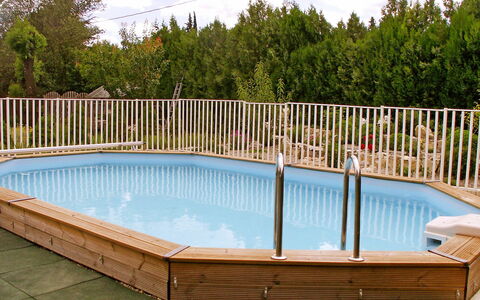 Haider: Swimming Pool, Property, Leisure, Fence, Rectangle, Wood, Backyard, Swimming Machine, Composite Material, Hardwood