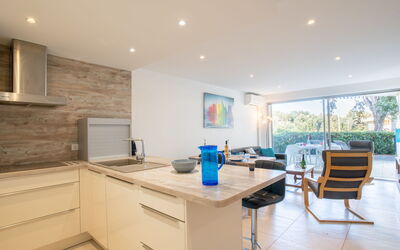 Accommodation:&nbsp;Les Louvans 111.10