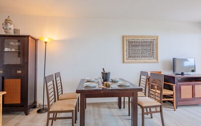 Accommodation:&nbsp;Les Louvans 111.1
