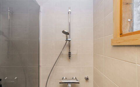 Viipusjärvi 10: Bathroom, Plumbing Fixture, Wall, Flooring, Shower Head, Floor, Shower, Interior Design, Shower Bar, Plumbing