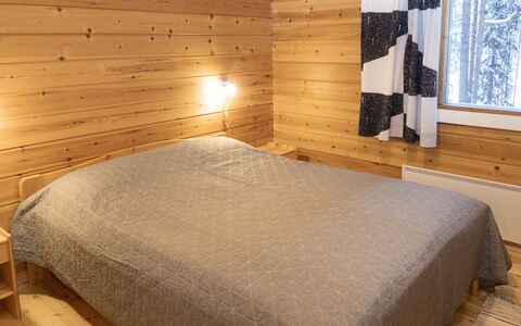 Viipusjärvi 11: Wood, Flooring, Floor, Ceiling, Interior Design, Wood Flooring, Wood Stain, Room, Bedroom, Hardwood