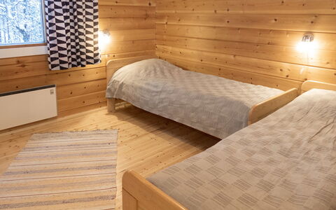 Viipusjärvi 11: Wood, Floor, Flooring, Ceiling, Interior Design, Wood Stain, Room, Bedroom, Hardwood, Bed