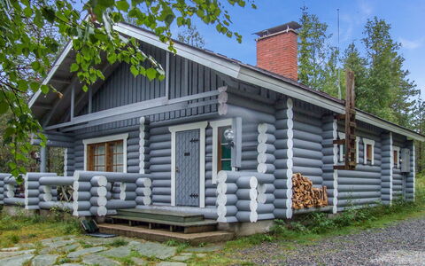 Kujalan Lomat 1: Wood, Cottage, Roof, House, Siding, Home, Log Cabin, Garden Buildings, Shed, Estate