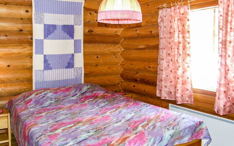 Kujalan Lomat 1: Wood, Interior Design, Bedroom, Home, Furniture, Linens, Room, Bed, Wood Stain, Bed Sheet