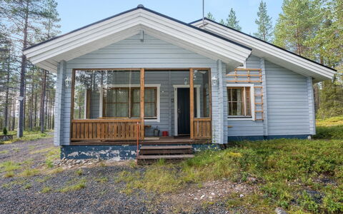 Piilola Nr 2: Wood, Snow, Cottage, Winter, Roof, Home, Freezing, Log Cabin, Siding, Slope