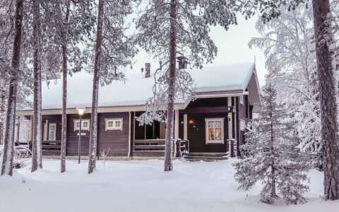 Sallanrinne B: Wood, Snow, Winter, Cottage, Freezing, Home, Log Cabin, Larch, Siding