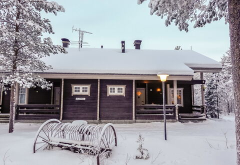 Sallanrinne B: Wood, Winter, Snow, Home, Cottage, Freezing, Siding, Log Cabin, Ice