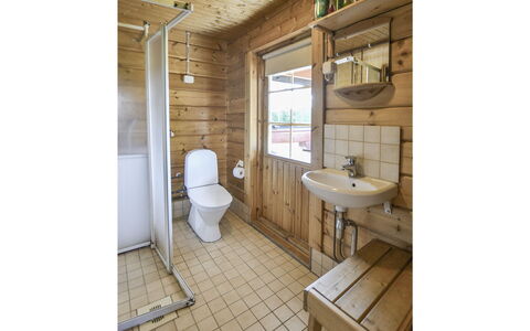 Kannelpirtti 1: Bed, Furniture, Bedroom, Interior Design, Bedding, Bed Sheet, Flooring, Wood, Floor, Room