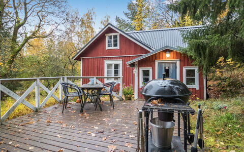 Puutarhurin Mökki: Wood, Siding, Cottage, House, Home, Plank, Garden Buildings, Log Cabin, Hardwood, Porch