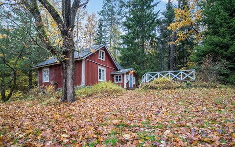 Puutarhurin Mökki: Wood, Siding, Cottage, House, Home, Plank, Garden Buildings, Log Cabin, Hardwood, Porch