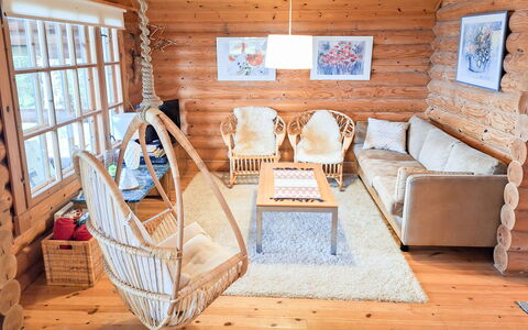 Honkaranta: Bed, Furniture, Bedroom, Interior Design, Bedding, Bed Sheet, Flooring, Wood, Floor, Room