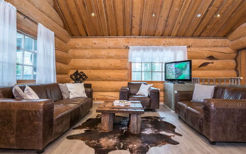 Juurakkopirtti: Wood, Furniture, Home, Cottage, Wood Flooring, Hardwood, Couch, Living Room, Log Cabin, Ceiling