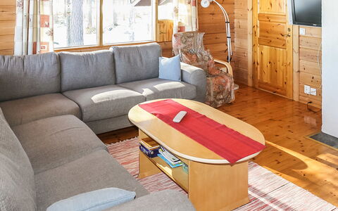 Mäntyniemi: Wood, Snow, Winter, Cottage, Freezing, Home, Log Cabin, Larch, Siding