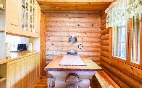 Aurinkolahti: Wood, Snow, Cottage, Winter, Roof, Home, Freezing, Log Cabin, Siding, Slope