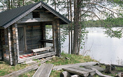 Mustikkainen: Home, Cottage, Roof, Estate, Shade, Farmhouse, Lawn, Landscaping, Garden, Yard