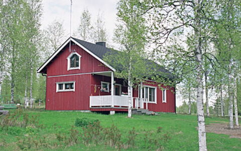 Mustikkainen: Home, Cottage, Roof, Estate, Shade, Farmhouse, Lawn, Landscaping, Garden, Yard