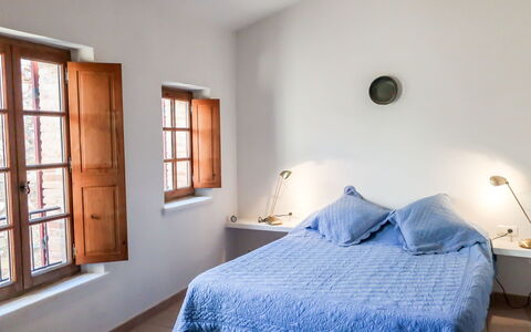 Maury: Bedroom, Bed, Room, Furniture, Property, Bed Sheet, Bed Frame, Floor, Wall, Interior Design