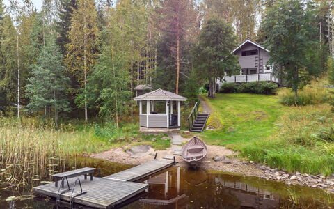 Kiikkukallio: Wood, Snow, Cottage, Winter, Roof, Home, Freezing, Log Cabin, Siding, Slope