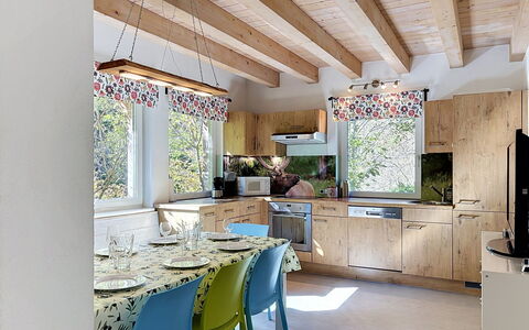 Am Arlberg: Furniture, Interior Design, Kitchen, Flooring, Wood, Ceiling, Chair, Countertop, Kitchen & Dining Room Table, Floor