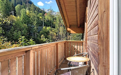 Am Arlberg: Wood, Porch, Wood Stain, Hardwood, Cottage, Plank, Log Cabin, Lumber, Plywood, Deck