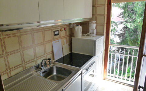 Porto Valtravaglia 200: Property, Room, Sink, Countertop, Kitchen, House, Cabinetry, Building, Furniture, Floor