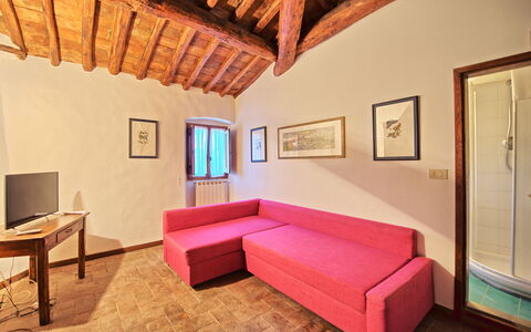 Tenuta: Room, Property, Furniture, Interior Design, Bedroom, Building, House, Bed, Ceiling, Real Estate
