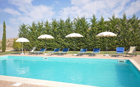 Villa Cassia: Swimming Pool, Property, Resort, Vacation, Leisure, Real Estate, Building, Sky, House, Apartment