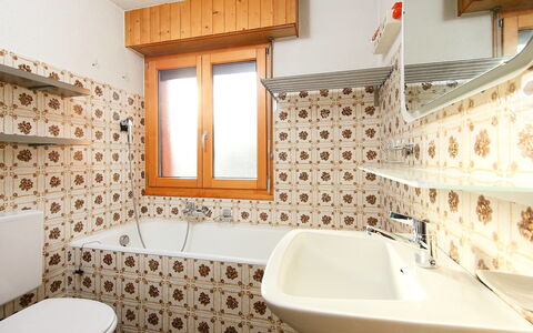 Atlantic 112: Bathroom, Property, Room, Interior Design, Bathtub, Wall, Building, Tile, Real Estate, Architecture