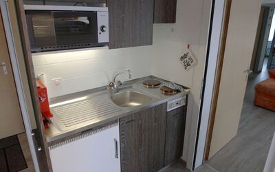 Accommodation:&nbsp;Annex 400.6