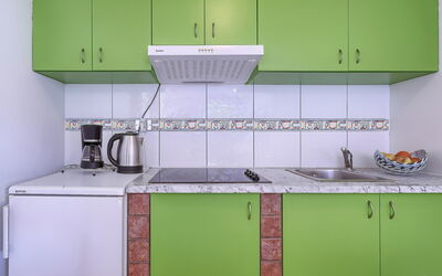 Accommodation:&nbsp;Nika 109.4