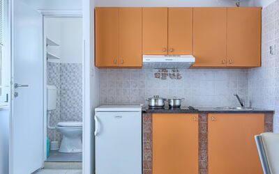 Accommodation:&nbsp;Nika 109.3