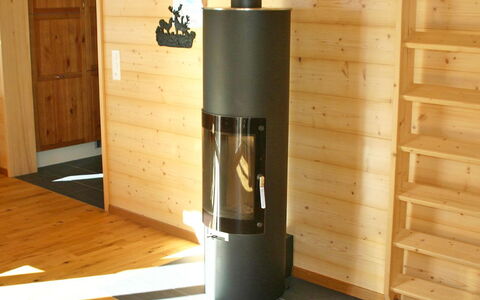 Chalet Ahornen: Cabinetry, Kitchen Appliance, Wood, Countertop, Lighting, Kitchen, Floor, Drawer, Flooring
