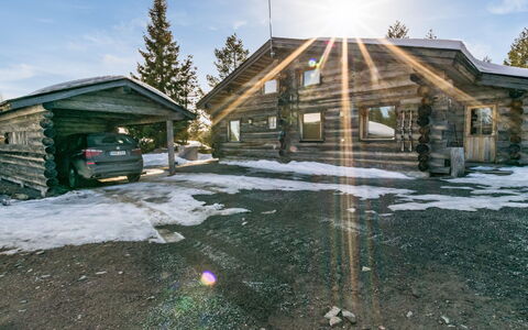 Kujakieppi: Grass, House, Cottage, Land Lot, Home, Estate, Lawn, Siding, Farmhouse, Porch