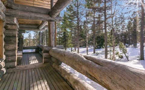 Kujakieppi: Grass, House, Cottage, Land Lot, Home, Estate, Lawn, Siding, Farmhouse, Porch