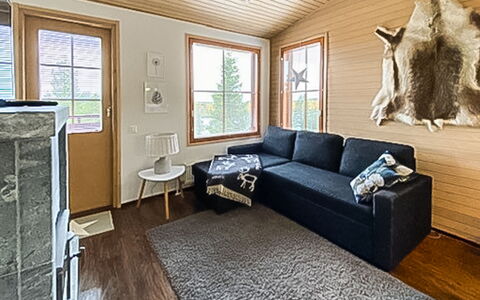Länsirinne C 12: Furniture, Flooring, Interior Design, Floor, Wood, Wood Flooring, Couch, Living Room, Ceiling, Room