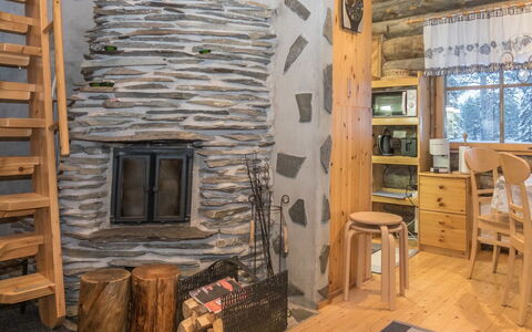 Saukkokumpu 3: Wood, Snow, Cottage, Winter, Roof, Home, Freezing, Log Cabin, Siding, Slope
