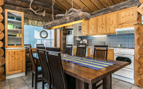 Pihlakieppi 2: Wood, Ceiling, Interior Design, Furniture, Home, Cottage, Light Fixture, Wood Stain, Room, Log Cabin