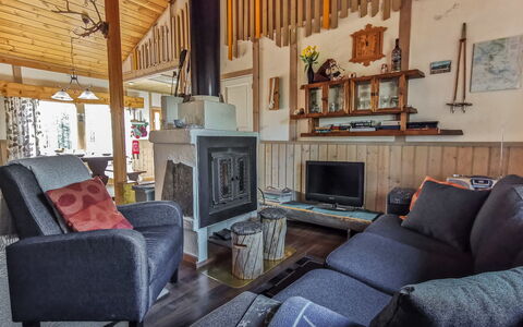 Salakolo 2: Wood, Furniture, Room, Ceiling, Hardwood, Living Room, Cottage, Wood Stain, Couch, Log Cabin