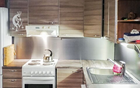 Salakolo 2: Kitchen Appliance, Kitchen, Major Appliance, Flooring, Wood, Countertop, Home Appliance, Cabinetry, Furniture, Interior Design