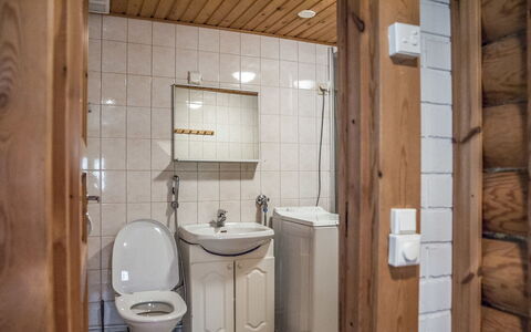 Kieppi a: Wood, Cottage, Log Cabin, Forest, Shed, Garden Buildings, Larch, Woodland, Wood Stain