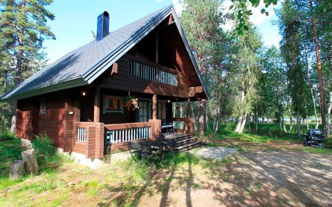 Marjatan Mökki: Wood, Cottage, Log Cabin, Forest, Shed, Garden Buildings, Larch, Woodland, Wood Stain