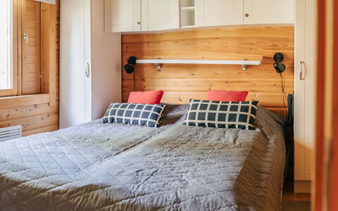 Levinstone: Furniture, Interior Design, Wood, Bedroom, Bed, Flooring, Floor, Room, Ceiling, Lighting