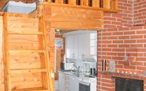 Juolukka: Wood, Flooring, Floor, Ceiling, Interior Design, Wood Stain, Stairs, Room, Hardwood, Log Cabin