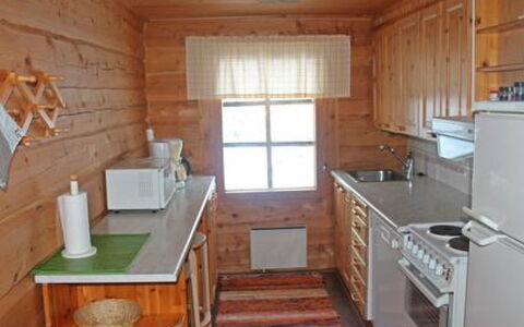 Hilla: Wood, House, Snow, Cottage, Home, Winter, Roof, Freezing, Siding, Slope
